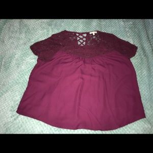 Women’s Satin Burgundy Top!